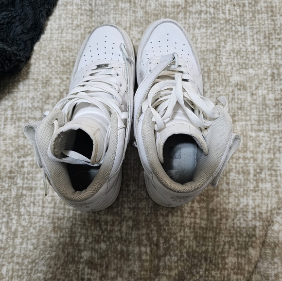 2 Pairs for the price of one...Nike Air Force 1 Mid, size 10.5 US, no box - Picture 3 of 16